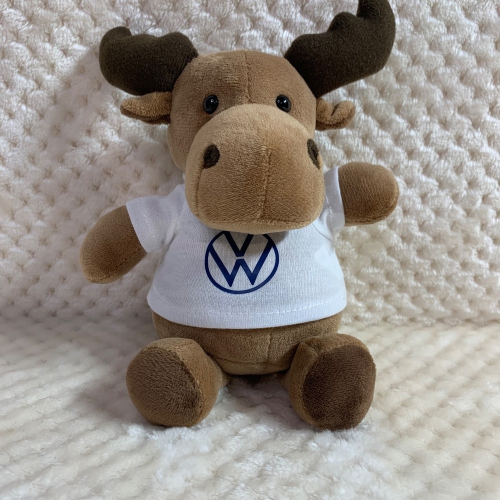 Kids Mini-Me Plush Moose Toy with White Volkswagen Tee